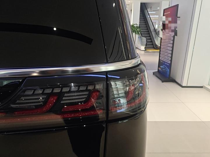 Voyah Dreamer 2026 PHEV Qiankun Ultra photo 7
