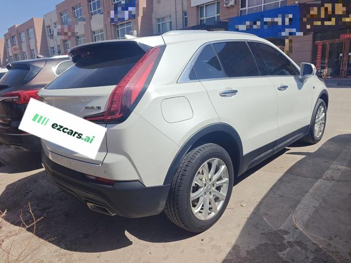 XT4 2022 28T RWD photo 4