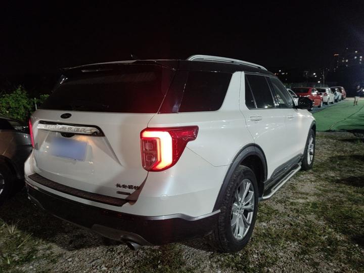 Explorer 2020 EcoBoost 285 AWD 7-Seater photo 6