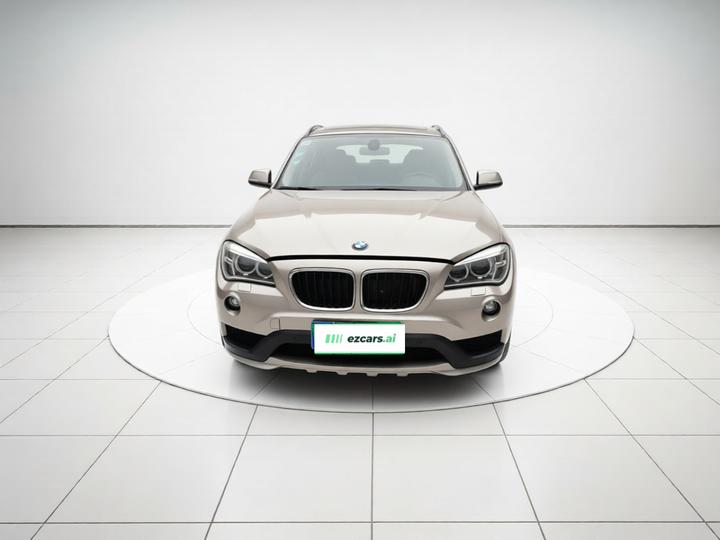X1 2015 sDrive18i Leading photo 2