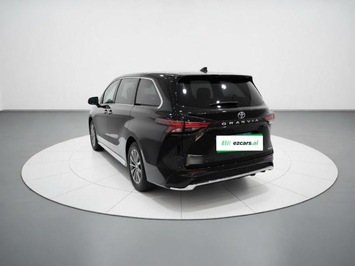 Granvia 2024 2.5L Hybrid Comfort photo 4