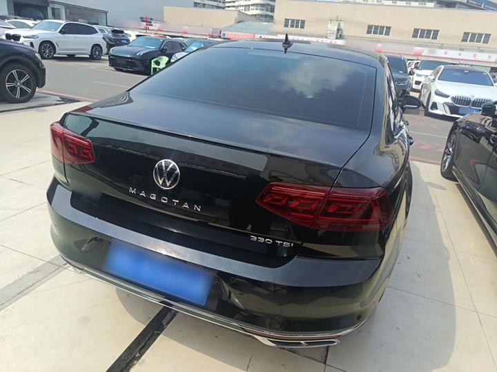 Magotan 2025 Facelift 330TSI DSG Luxury photo 4