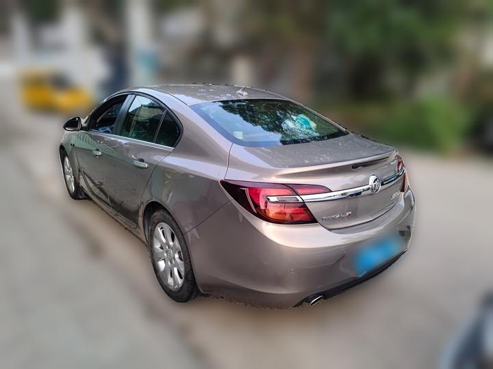 Regal 2015 1.6T Elite Tech photo 5