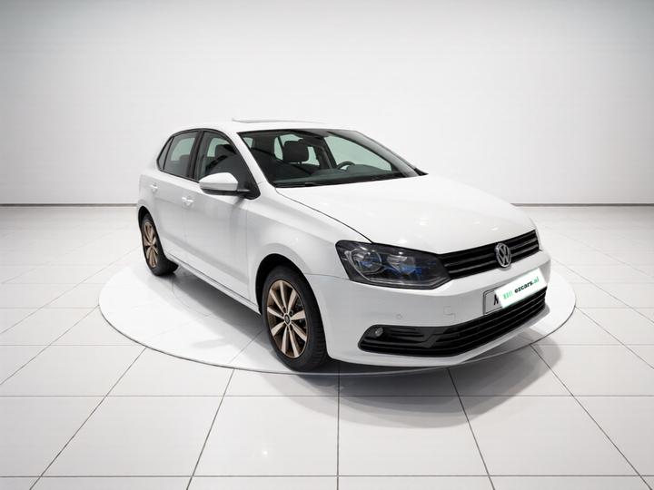 Polo 2014 1.6L AT Luxury photo 3