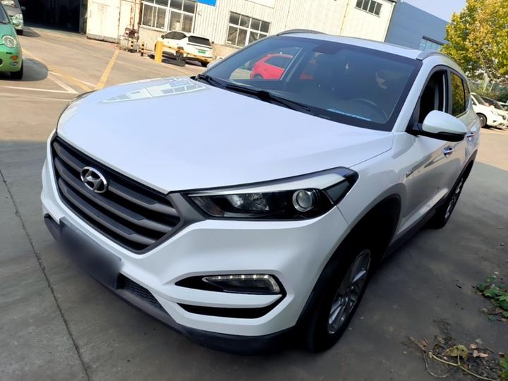 Tucson 2015 1.6T DCT RWD Smart