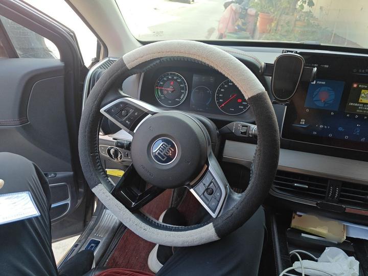 Tang EV 2018 DM 2.0T AWD Connected 7-Seater China V photo 7