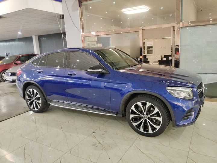 GLC Coupe 2019 Facelift GLC 260 4MATIC Coupe SUV photo 3