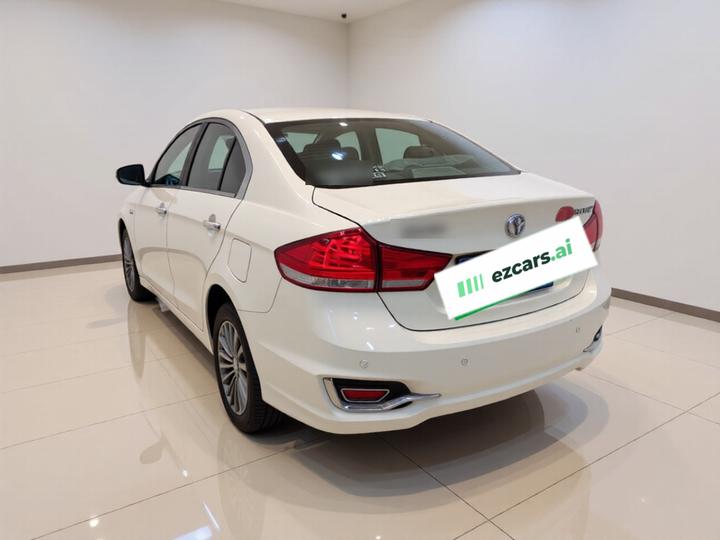 2015 1.6L AT photo 4