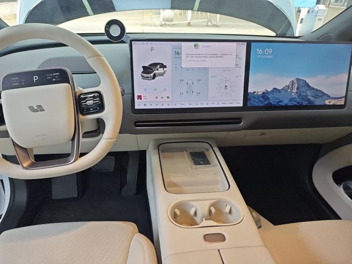 Li Auto i6 2025 RWD Standard photo 2
