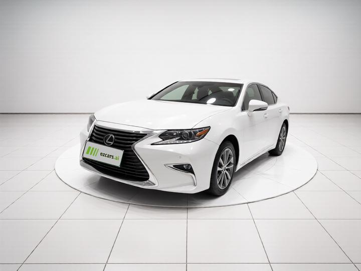 ES 2015 300h Comfort