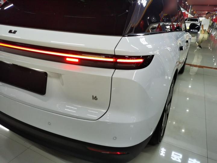 Li Auto i6 2025 AWD Standard photo 7
