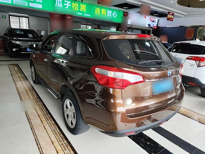 T70 2016 1.6L MT photo 4