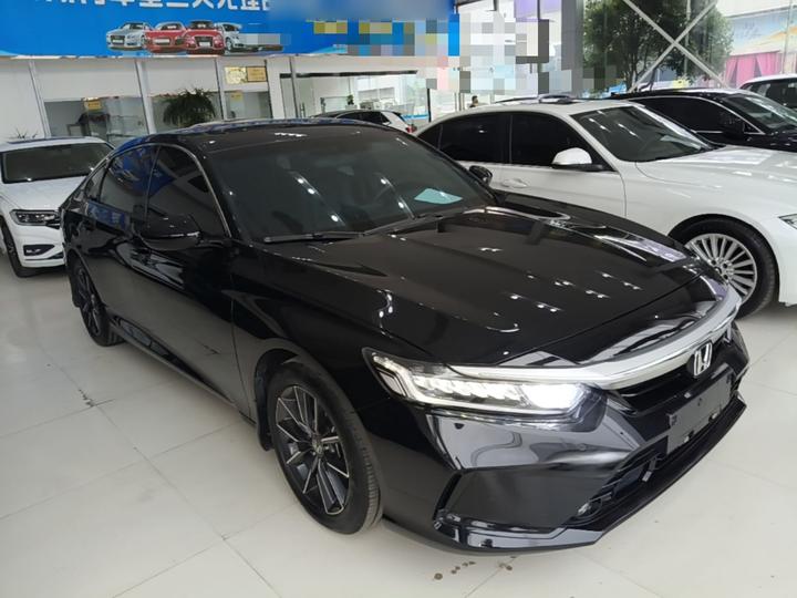 2022 260TURBO Elegant photo 3