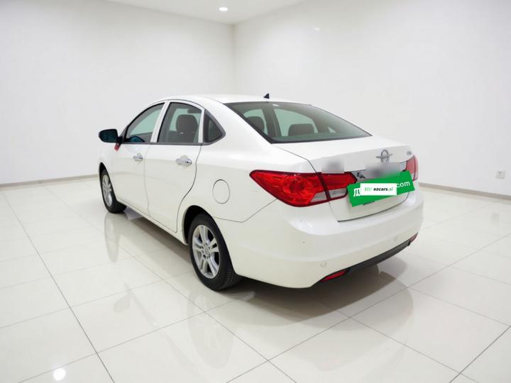 Haima M3 2015 1.5L MT Elite photo 4