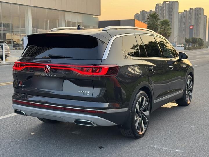 2023 Facelift 380TSI AWD Luxury Pro 6-Seater photo 6