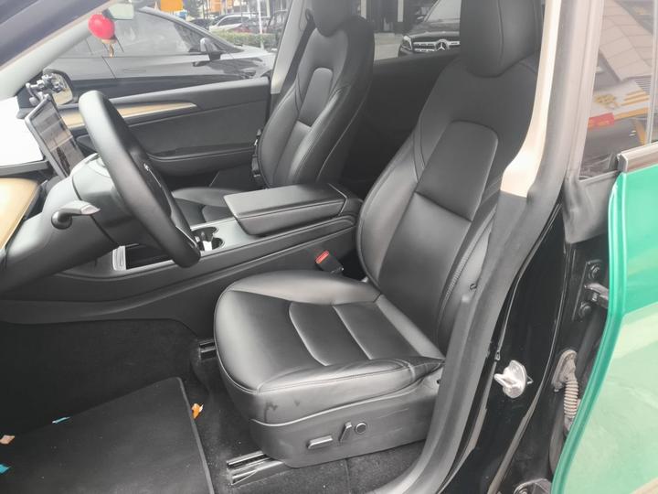 Model Y 2021 Standard Range RWD photo 7