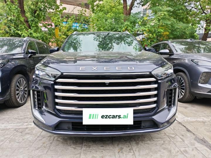 C-DM 2025 180 Extended Range Ultra AWD 6-Seater photo 2