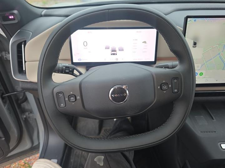 XC70 Hybrid 2026 RWD Long Range Core photo 5