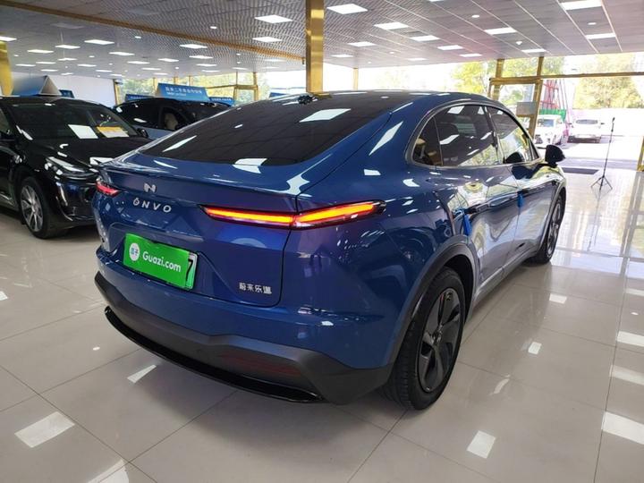 L60 2024 60kWh RWD photo 4
