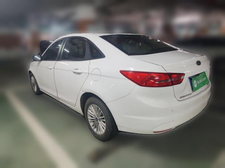 Escort 2017 1.5L MT Comfort photo 4