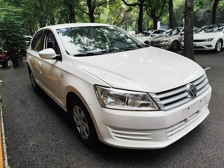 Santana 2015 1.6L MT photo 3