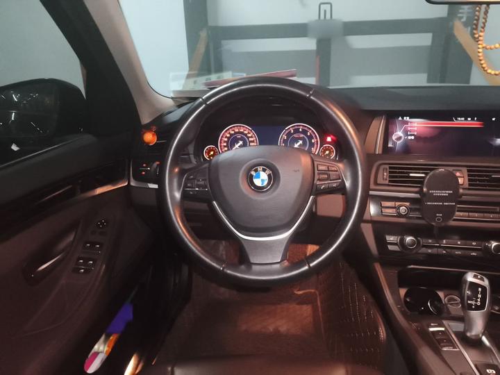 5 Series 2014 525Li Luxury Design Package photo 8