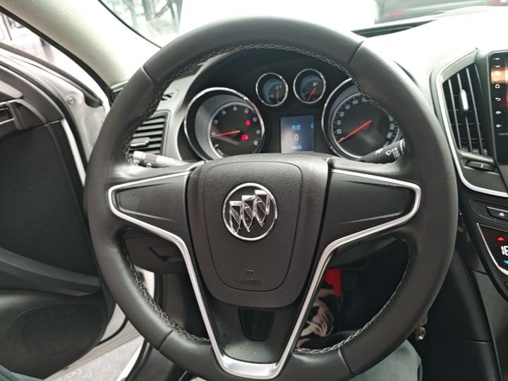 Regal 2015 1.6T Leading Tech photo 2