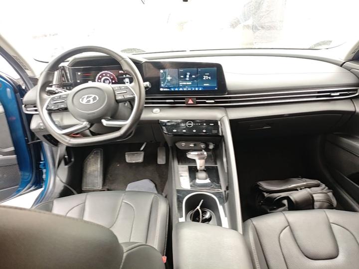 Elantra 2021 1.5L CVT LUX Premium photo 2