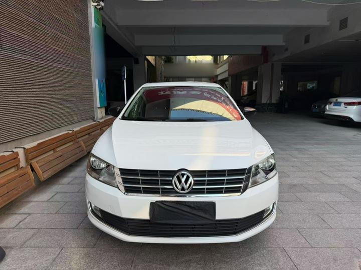 2014 1.4TSI AT 30 Anniversary Edition photo 2