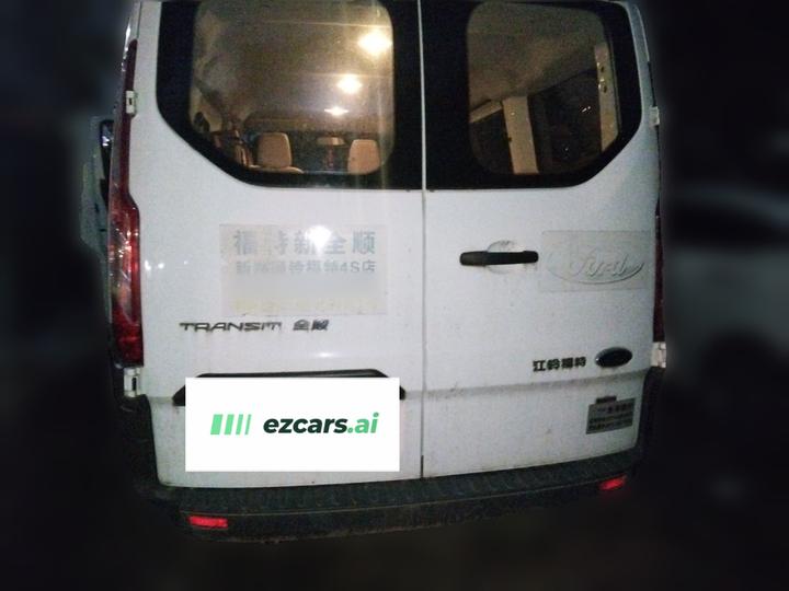 Transit 2019 2.0T Diesel Short Wheelbase 6-Seater China VI photo 5