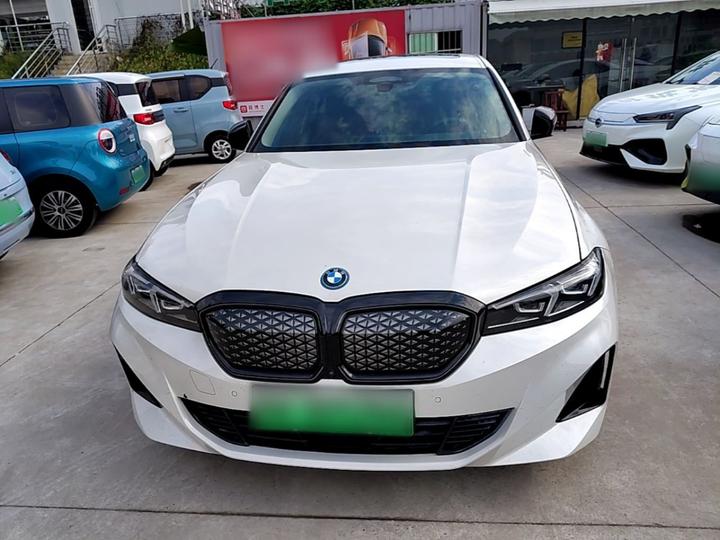 i3 2025 eDrive 40 L M Night Package photo 2