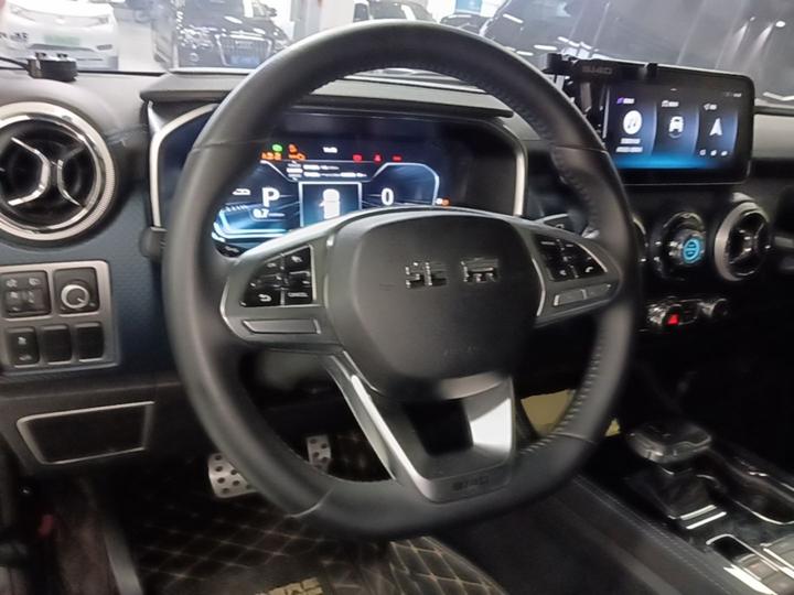 BJ40 2024 2.0T 2020 Honor photo 6