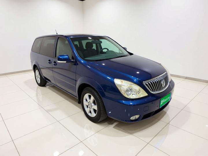 GL8 2014 2.4L Comfort photo 3
