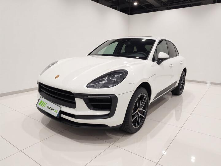 2024 Macan 2.0T