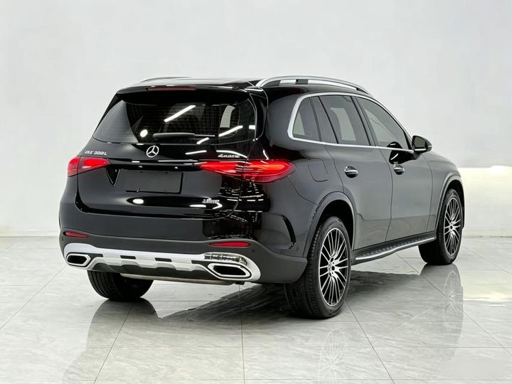 GLC 2025 Facelift GLC 300 L 4MATIC Luxury 5-Seater photo 6