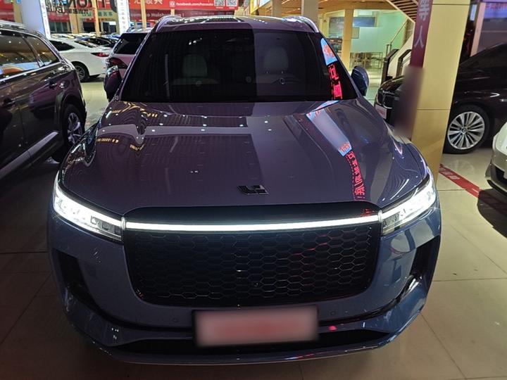 Li Auto ONE 2021 EREV 6-Seater photo 2