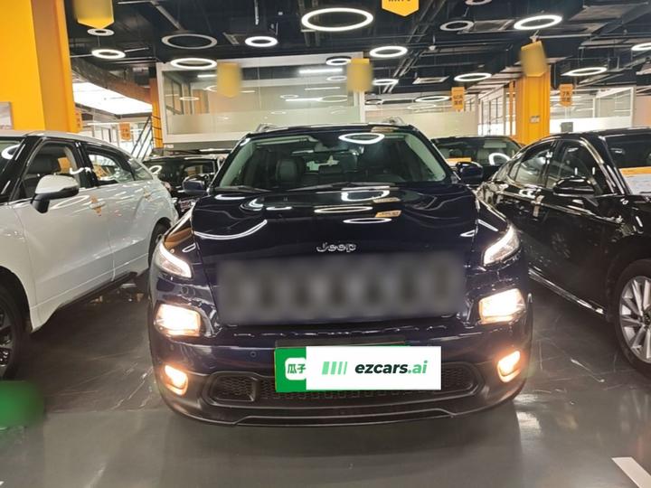 Cherokee 2016 2.0L photo 2