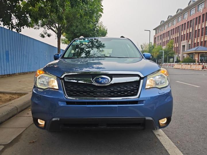 Forester 2013 2.5i AT Luxury photo 2