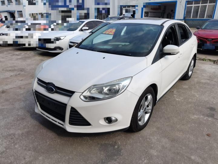 Focus 2012 Sedan 1.6L AT
