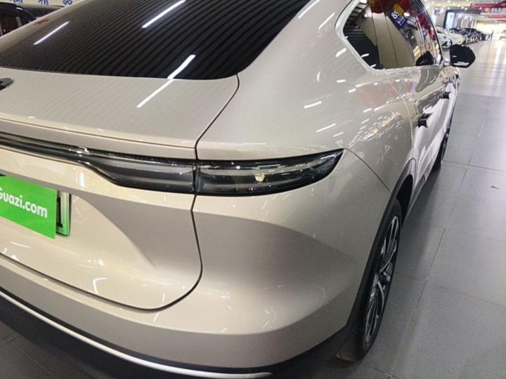 EC7 2023 75kWh photo 7