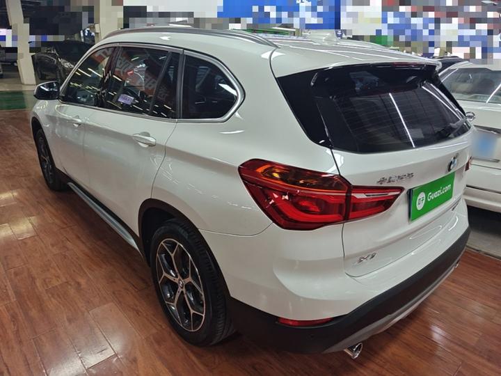 X1 2018 xDrive20Li Exclusive photo 4
