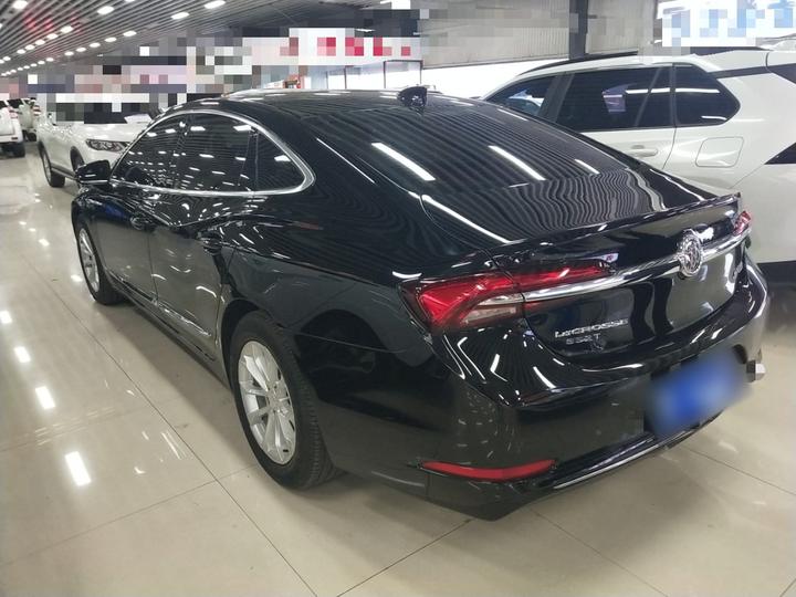 LaCrosse 2022 552T Luxury photo 4