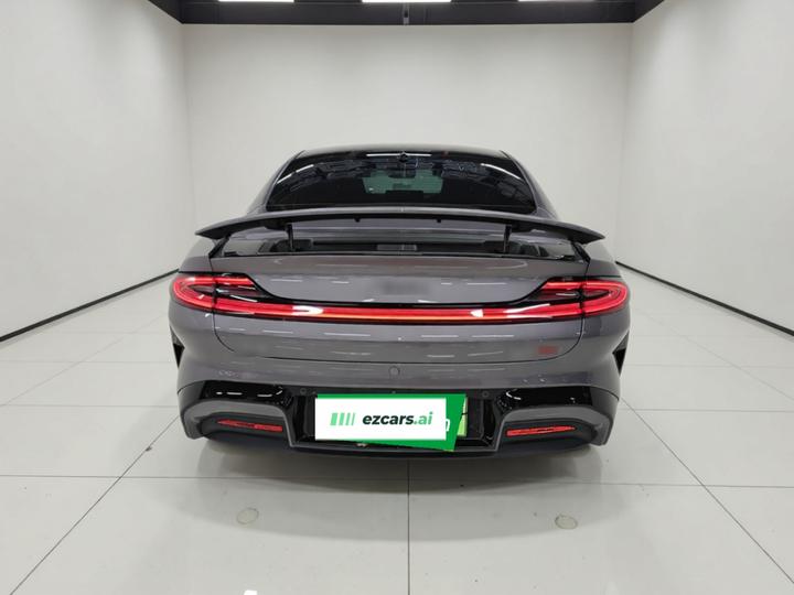 Xiaomi SU7 2024 AWD Extended Range High-end ADAS Max photo 5