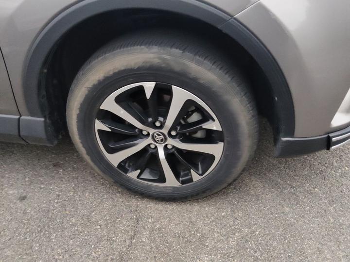 RAV4 2019 2.0L CVT RWD China VI photo 8