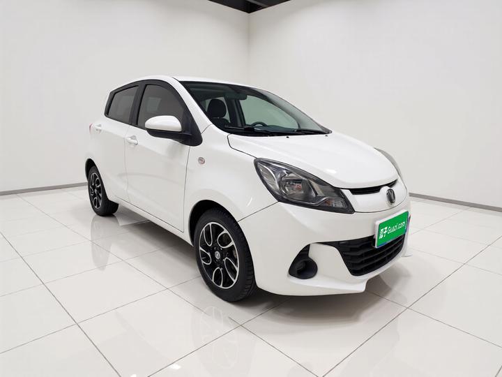 Benni 2015 1.4L IMT Premium China V photo 3