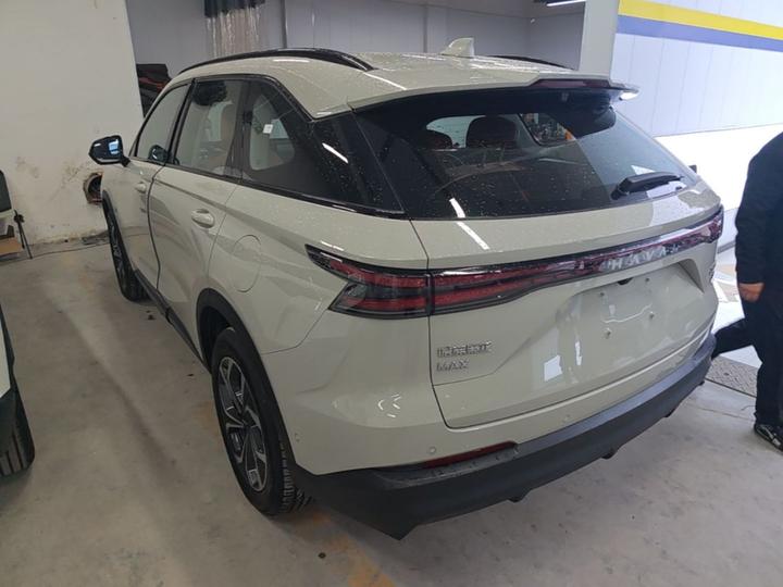 MAX 2025 Hi4 165 Ultra ADAS photo 4