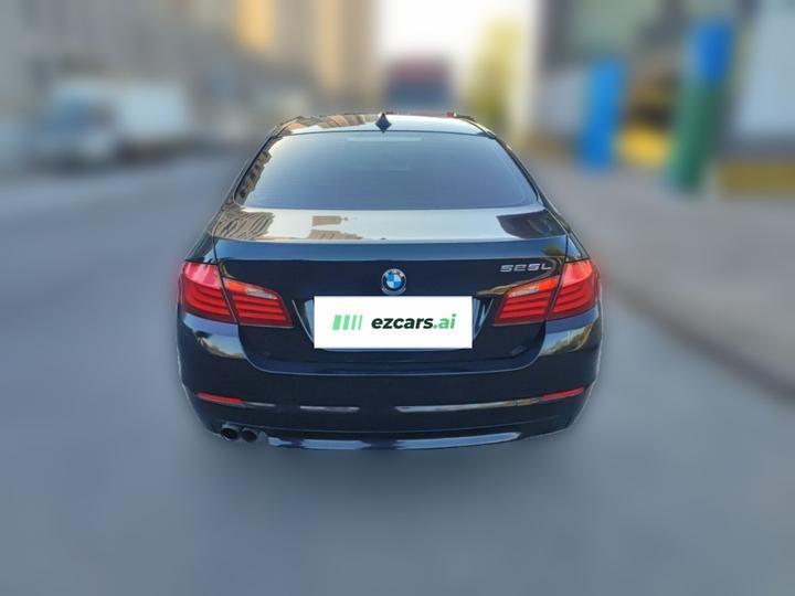 5 Series 2011 523Li Leading photo 5