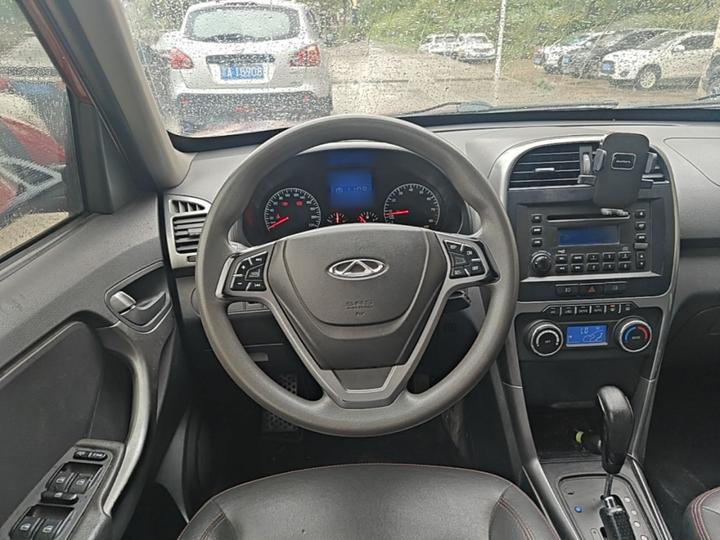 Tiggo 3 2015 1.6L CVT Sport photo 6