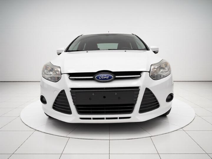 Focus 2012 Sedan 1.6L AT photo 2