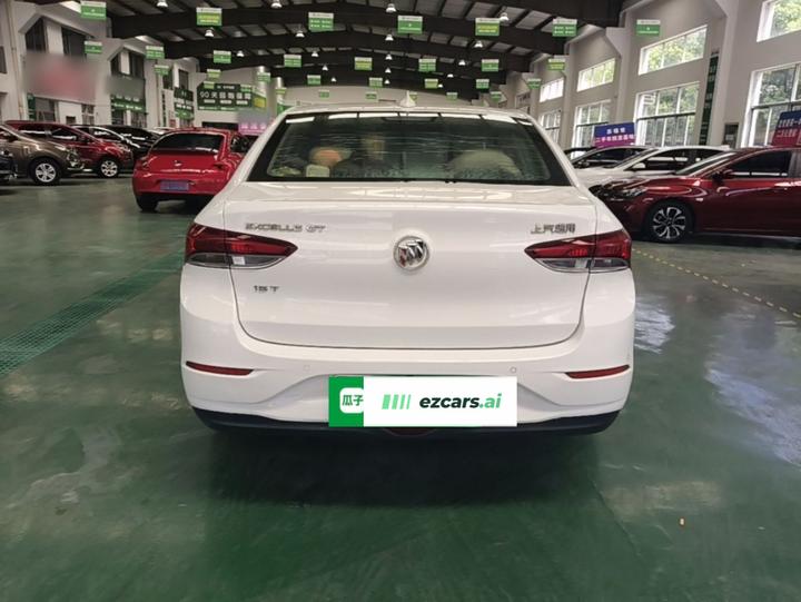 Excelle 2019 15T DCT Elite China VI photo 3